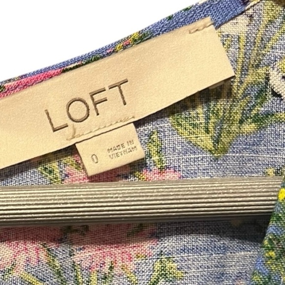 LOFT Blue Floral Puff Sleeve Dress – Size 0 - Picture 3 of 5